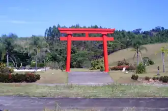 Poort van de Zen-Boeddhistische temple in Ibiraçu