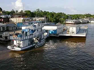 Haven van Santo Antônio do Içá aan de Amazone