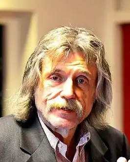 Voetbalcommentator Johan Derksen