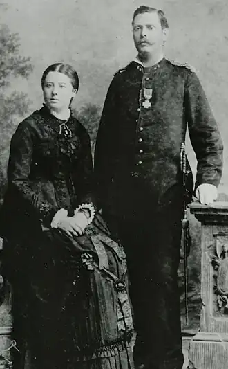 Echtgenote Anje Wubbina Boelema en Hebbe Hebbes