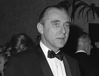 J.L. Heldring bij de viering van het 125-jarig bestaan van de Nieuwe Rotterdamse Courant in De Doelen, 1969