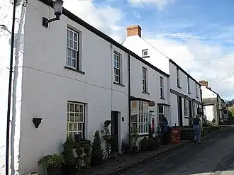 Grosmont (Monmouthshire), onder de fictieve naam Gwynfyd de belangrijkste locatie van de film