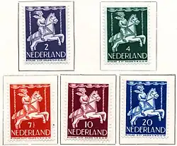 Postzegels van kind te paard in draaimolen (1946)