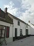 Dorpswoning met bijgebouw