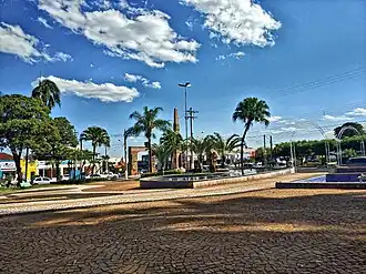 Het plein praça Salles Filho in het centrum van Santa Fé do Sul