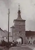 De Praagse poort in Velvary (1905)