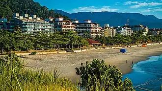 Het strand Praia Grande in de gemeente Ubatuba
