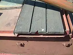 In plaats van presenningband ingefreesde strips gebruiken