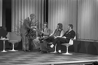 Wie van de Drie (1974)