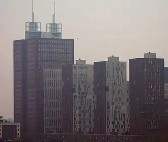 Het Prinsenhof, met links in beeld de Prinsenhof Toren E.