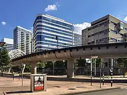 Lightrailviaduct in het Haagse Beatrixkwartier