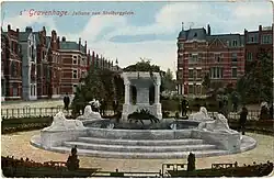 Prinses Juliana Monument op zijn oude plek, 1910