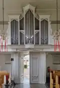 Het orgel van de kerk, boven de ingang.