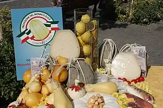 Provolone del monaco Sorrento bij Napels