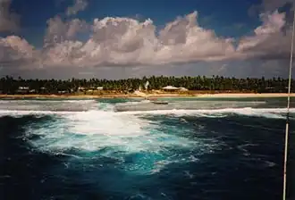 Zicht op de hoofdplaats Te One Mahina