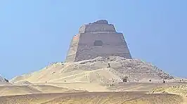 Piramide van Meidoem