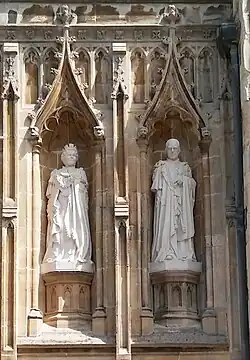 Nichestandbeelden van Koningin Elizabeth II & Prins Philip, Hertog van Edinburgh