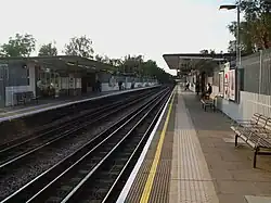 Een blik langs de baan in noordelijke richting