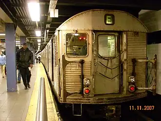 Een "E" trein in het station World Trade Center
