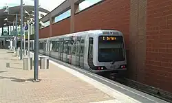 Treinstel 5339 met nieuwe bestemmingsaanduiding op station Troelstralaan.