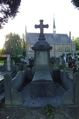 Grafmonument van F.E.M. van Sasse van Ysselt