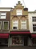 Pand met Dordtse gevel