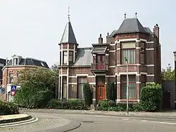 Villa in Overgangsstijl in Leeuwarden (1906)