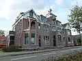Appartementencomplex (v/m gemeentehuis)