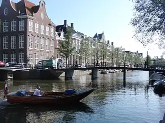 Halverwege de Kloveniersburgwal