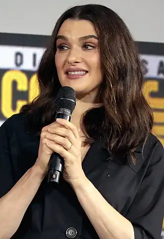 Weisz tijdens de San Diego Comic-Con in 2018