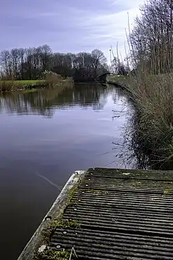 De Rasquerdermaar vlak voor de instroom van de Oude Weer met de Nieuwe Til op de achtergrond