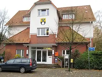 Gemeentehuis (in een voormalige school)