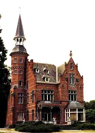 Kasteel in neo-Vlaamserenaissance-stijl