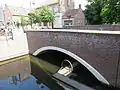 Brug over Dommel Zwaansche brug, in de stijl van de Delftse School