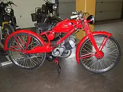 Motoleggera 65 van ná 1948 (met de verstevigde swingarm)