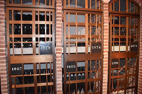 Oudste flessen in de kelder