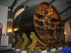 Grote vat Émile Gallé