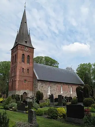 Remels, kerk