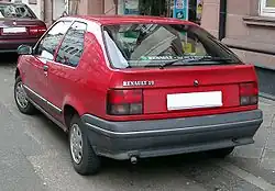 Renault 19 driedeurs