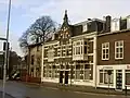 helft van dubbel woonhuis