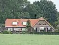 Boerderij De Nieuwe Beek’ met schuurberg