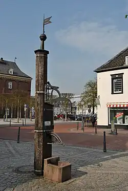 Oude stadswaterpomp (Holzmarkt)