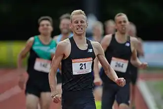 Richard Douma in actie tijdens de jaarlijkse recordwedstrijden in Hoorn in 2016.