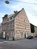 Huis, met trapgevel aan de Sint Nicolaasstraat.