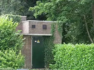 Transformatorhuisje Julianalaan 3 te Montfoort, ontwerp PUEM uit 1934 (rijksmonument)