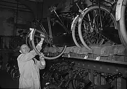 Rijwielstalling bij station Haarlem in 1952