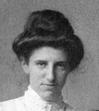 Rika Ghijsen circa 1905