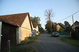 Weg door het dorp (2018)