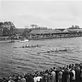 Roeiwedstrijd op Oude Rijn bij Alphen, september 1945
