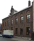 Dekenij Sint-Michielskerk, neogotisch dubbelhuis 1873